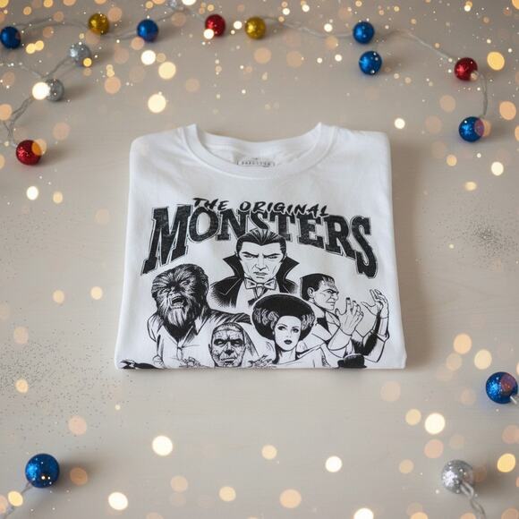 Universal Studios Monsters Long Sleeve Collage Movie Tee Horror Graphic NWOT - Picture 5 of 8